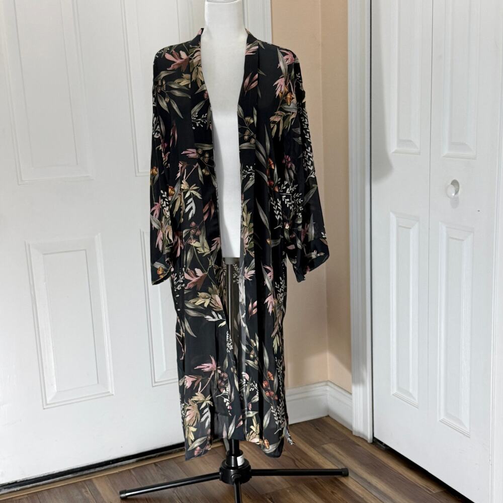Elan One Size open kimono dressing gown botanical print on black Japanese style